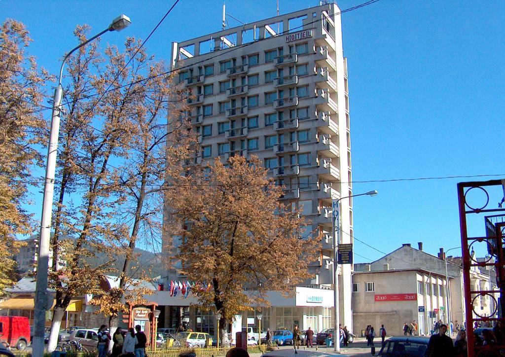 Hotel Zimbru Câmpulung Moldovenesc Exterior foto